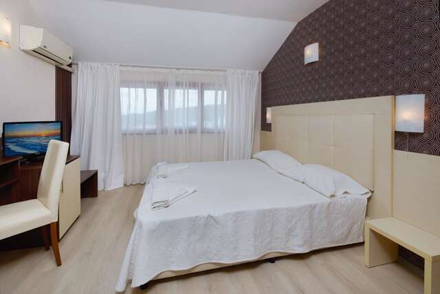 Отель Relax Holiday Complex & Spa Солнечный Берег-35