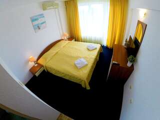 Отель Hotel Lotos Китен Двухместный номер с 1 кроватью или 2 отдельными кроватями и балконом-4