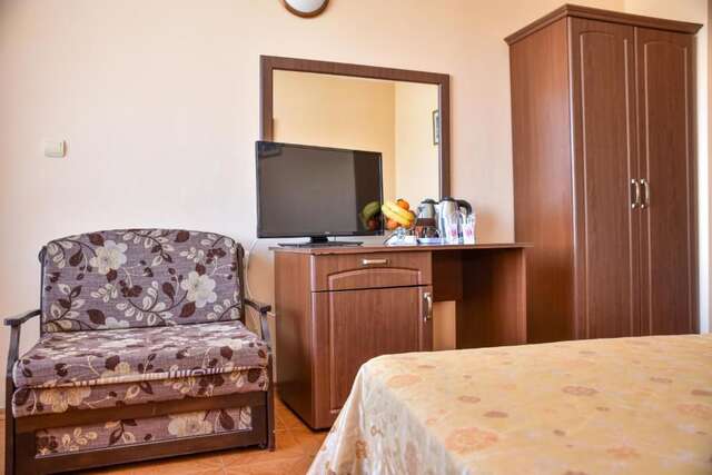 Отель Lucky Hotel Велико-Тырново-52