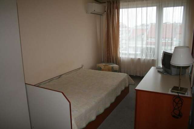 Отель Mirana Family Hotel Бургас-63