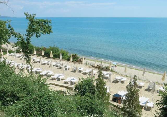 Отель Albizia Beach Hotel Варна-18