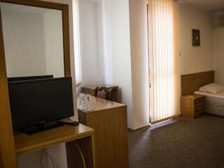 Отель Family Hotel Saint Iliya Бургас Полулюкс (для 2 взрослых)-3