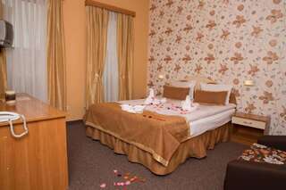 Отель Hotel Bulair Бургас Двухместный номер с 1 кроватью или 2 отдельными кроватями-11