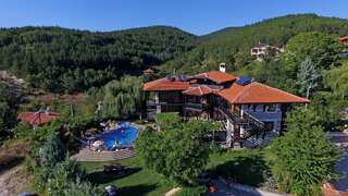 Отель Trifon Zarezan Family Hotel Главатарци