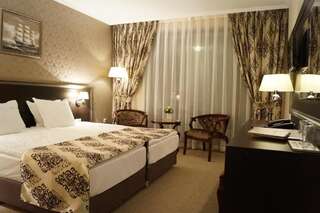 Отель Hotel & SPA Diamant Residence - Все включено Солнечный Берег Двухместный номер с 1 кроватью или 2 отдельными кроватями (для 2 взрослых и 1 ребенка)-3