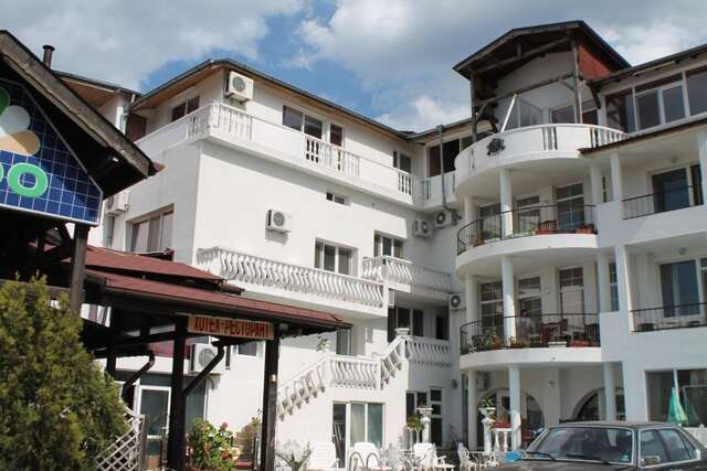 Отель Family Hotel Ludo Варна-26