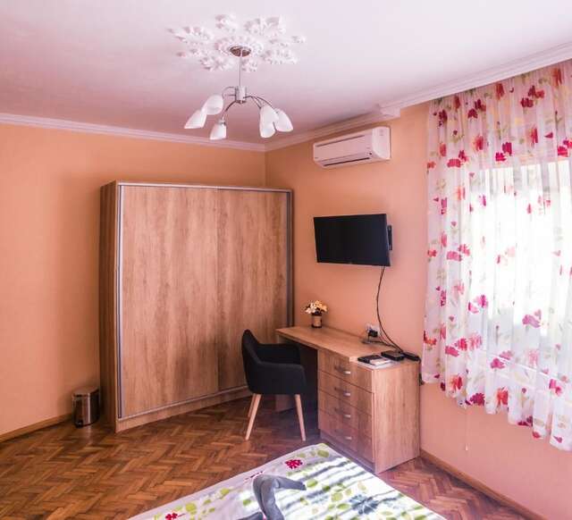 Проживание в семье Two Bedroom Apartment Downtown Ivanovi Варна-14