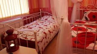 Гостевой дом Guesthouse Jasmin Сапарева-Баня Трехместный номер-3