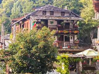 Дома для отпуска Traditional Style Villa Amidst Nature And Wildlife Delchevo