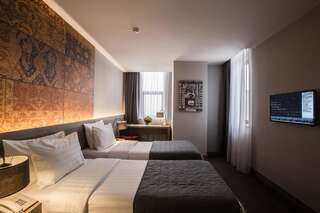 Отель Отель Република Ереван Стандартный двухместный номер с 1 кроватью или 2 отдельными кроватями-5
