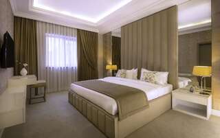 Отель Paris Hotel Yerevan Ереван Люкс-6