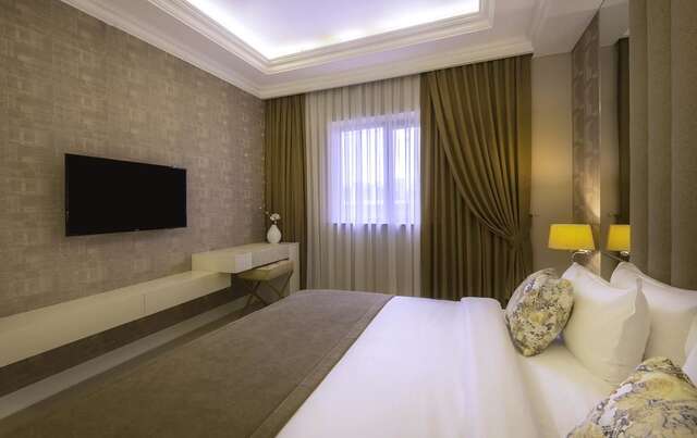 Отель Paris Hotel Yerevan Ереван-42