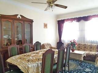 Дома для отпуска Your Getaway Home Ереван Дом с 5 спальнями-23