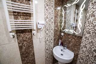 Отель Alex Hotel Ереван Двухместный номер Делюкс с 1 кроватью-16