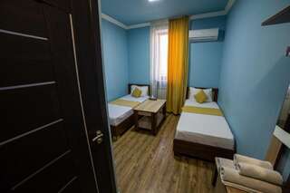 Отель Alex Hotel Ереван Двухместный номер с двумя односпальными кроватями-7