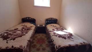 Гостевой дом Sveta Bed and Breakfast Tatev Татев Двухместный номер с 1 кроватью и общей ванной комнатой-3