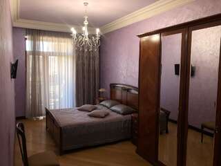 Отели типа «постель и завтрак» 8th Floor B&B Ереван