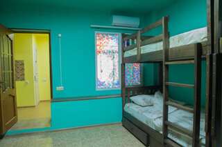 Хостелы Ara Hostel Ереван Спальное место на двухъярусной кровати в общем номере для мужчин-17