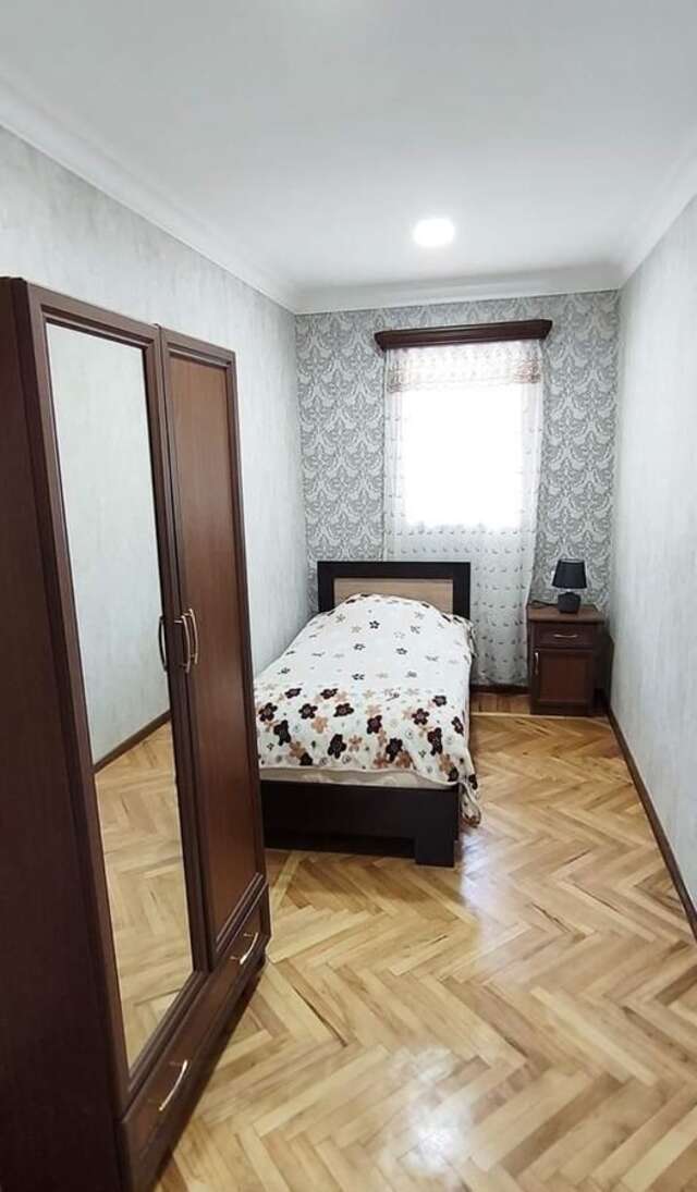 Отели типа «постель и завтрак» Elgay Guest house Иджеван-6