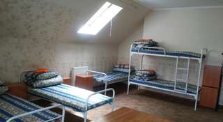 Гостевой дом Hostel Kutuzovsky Калининград Кровать в общем номере для мужчин-1