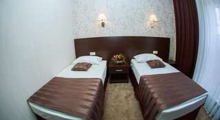 Гостиница Grand Hotel &Spa Maykop Майкоп Двухместный номер Делюкс с 2 отдельными кроватями-1