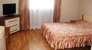 Гостиница У Заполярья отель Сочи Классический двухместный номер с 1 кроватью или 2 отдельными кроватями-1