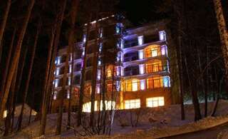 Гостиница Uralskie Zori Resort Сыростан