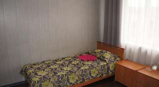 Гостиница Уют Плюс Петрозаводск Односпальная кровать в общем номере с 3 кроватями-5
