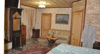 Гостиница Guest House Edelveys Каменномостский Двухместный номер с 1 кроватью или 2 отдельными кроватями и cобственной внешней ванной комнатой-2