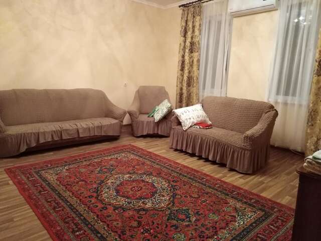 Проживание в семье Homestay Bratiev Zantaria Street 70 Сухум-15