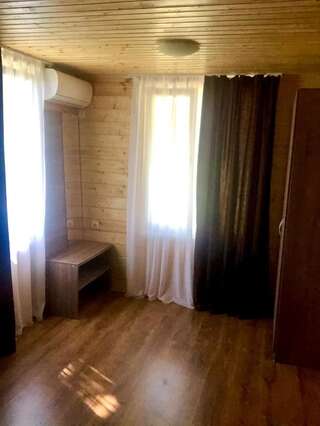 Гостевой дом Skurcha Guest house Dacha Дом для отпуска-10