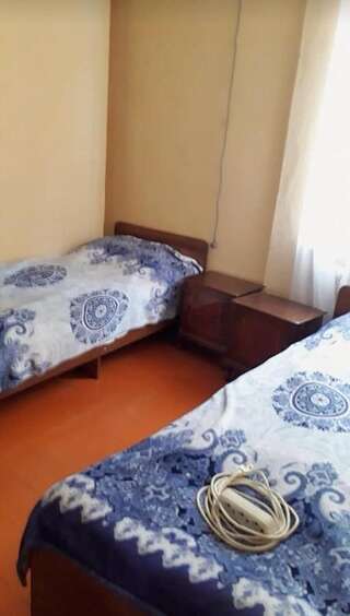 Проживание в семье Гостевой дом Амели Gulrip'shi Двухместный номер с 2 отдельными кроватями-1
