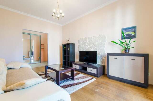 Апартаменты Royal Apartments Minsk Минск-95