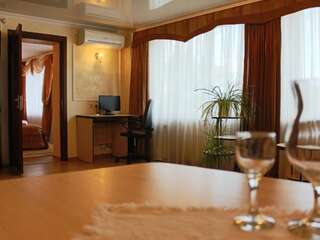 Отель Vitebsk Hotel Витебск Улучшенные апартаменты-18