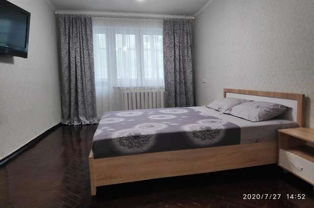 Апартаменты Apartment na Savieckaj Kanstytucyi 7 Брест-5