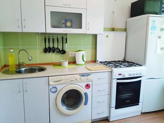 Апартаменты Apartment Solnechnaya 36 Пинск-36