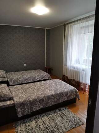 Апартаменты Apartment on Gayadayenko 4 Пинск Апартаменты с 2 спальнями-42