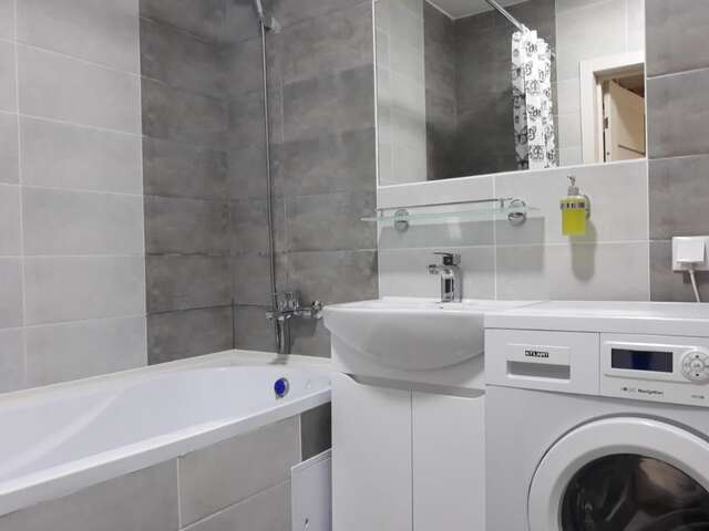 Апартаменты Apartment on Polesskaya 28 Пинск-11