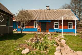 Загородные дома Колоритная агроэкоусадьба рядом с Беловежской пущей Khodosy