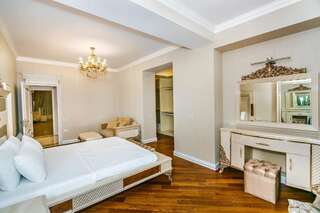 Апартаменты Nizami Street VIP Apartment Баку Апартаменты с 3 спальнями-97