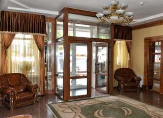 Отель Green City Hotel Николаев