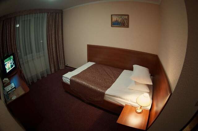 Отель Hotel Mir Ровно-38