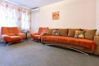 Апартаменты Home Hotel Apartments on Kontraktova Ploshcha Киев Апартаменты с 1 спальней: ул. Хорива, 32-5