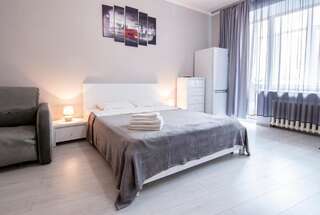 Апартаменты Home-Hotel Apartments on Maidan Nezalezhnosti Square Киев Апартаменты-студио-12