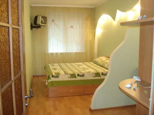 Апартаменты Cozy TwoBedroom Flat with WiFi Сумы-18