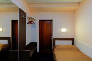 Отель Comfort Hotel & Hostel Запорожье Небольшой одноместный номер-4