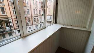 Апартаменты One bedroom 5a Baseina str Centre of Kiev - 2038 Киев Апартаменты-11