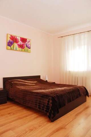 Апартаменты Apartment on Anny Akhmatovoi 13 Киев