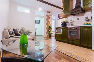 Апартаменты Apartments near the center and the railway station with breakfast Киев