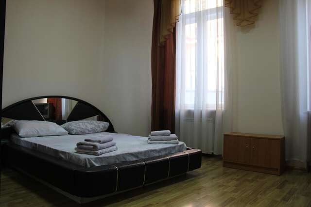 Апартаменты Apartments Domovik ,Kirilla i Mefodiya, 5 Мукачево-35